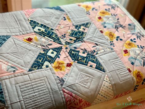 Lemon Star Quilt Pattern By Missouri Star Quilt Co. In Blooms and ...