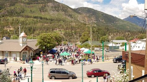 Canada's hot spot is a village deep in a B.C. canyon | CBC News