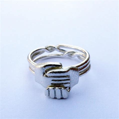 Gimmel Ring - Etsy