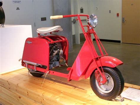 File:1956 Allstate Scooter 2.jpg - Wikipedia