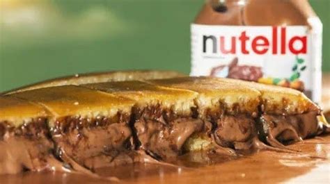 Martabak Manis Chocolate Nutella: A Luxurious Snack for Breaking the Fast - fideleturf