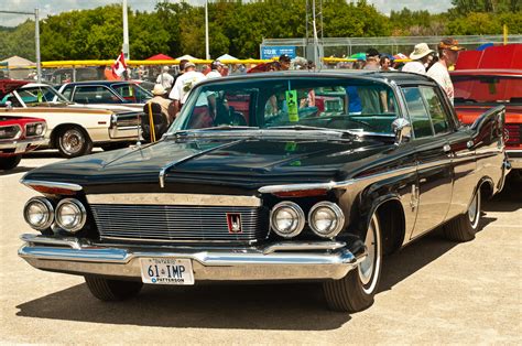 1961 Chrysler Imperial LeBaron - Information and photos - MOMENTcar