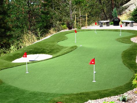 Backyard Golf Course | Backyard Ideas