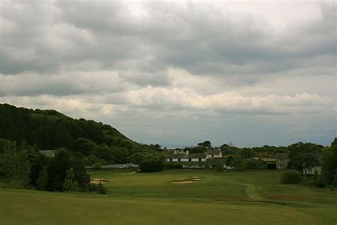 Want to know what Porthmadog Golf Club looks like?