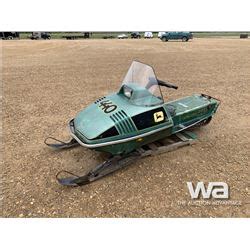 1976 JOHN DEERE CYCLONE 440 SNOWMOBILE