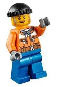 LEGO Snow Groomer Operator Minifigure cty0990 | BrickEconomy