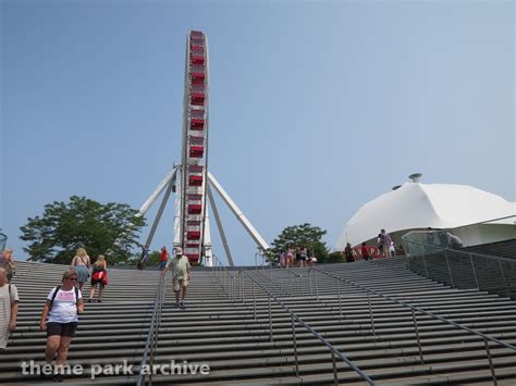 Ferris Wheel at Navy Pier | Theme Park Archive