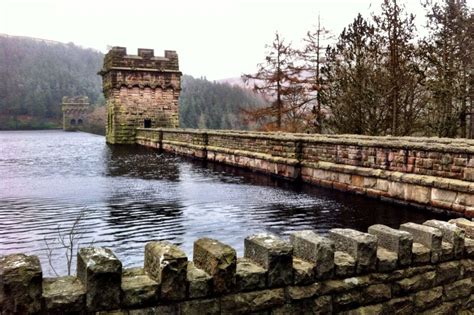 England: Dam Busters and drowned villages on a Derwent Valley walk