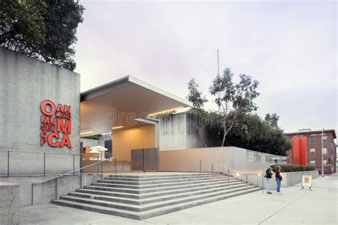 Entrance Stairway of Oakland Museum of Art Editorial Photography ...