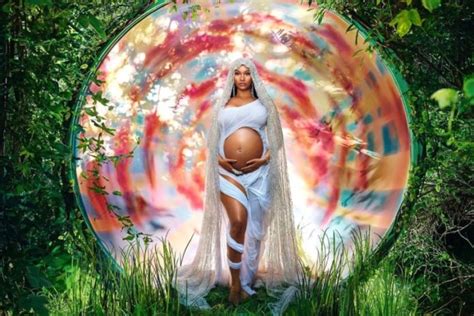 See Nicki Minaj's Stunning Rainbow Pregnancy Pics