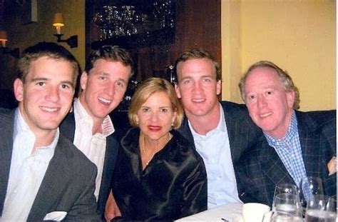 James J. Hamilton: Eli Manning Breaks Manning Family Record for Passing ...