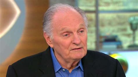 ‘M*A*S*H’ star Alan Alda recalls battling polio as child, jokes parents ...