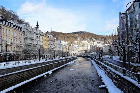 river-through-karlovy-vary – To do in Prague