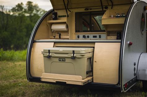 A Look Inside Teardrop Camper Interiors — Vistabule