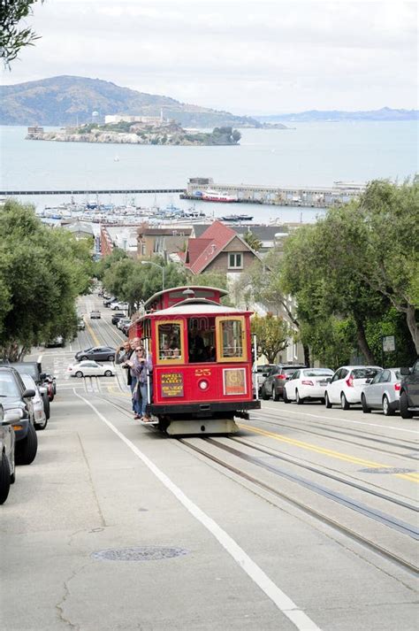 San Francisco Trolley editorial stock photo. Image of tourists - 72679188