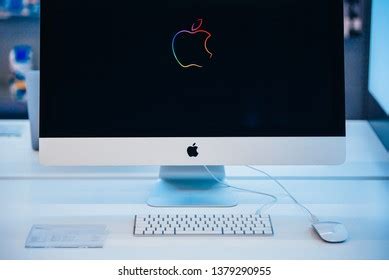 61 Imac 4k Display Images, Stock Photos & Vectors | Shutterstock