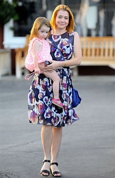 Alyson Hannigan & Family Out For Dinner In Brentwood | Celeb Baby Laundry