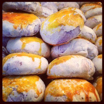 Filipino Ube Hopia (Ube = purple sweet potato). Filipino Bread Recipe, Filipino Dishes, Filipino ...