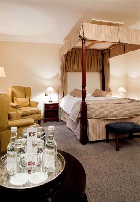 Mercure Salisbury White Hart Hotel (Salisbury) from £86 | lastminute.com