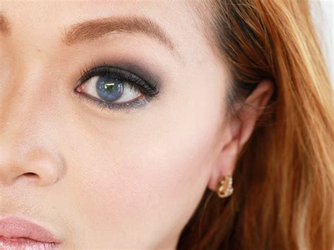 How to Do Eye Makeup for Blue Eyes (with Pictures) - wikiHow