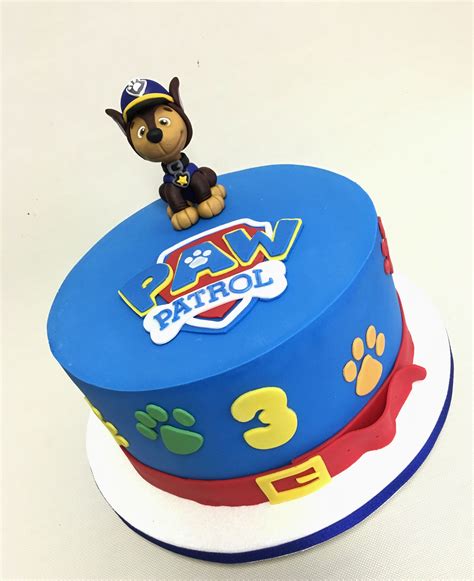 Paw Patrol Cake - Chase Violeta Glace | Torta para perros, Tarta de patrulla canina, Pasteles de ...