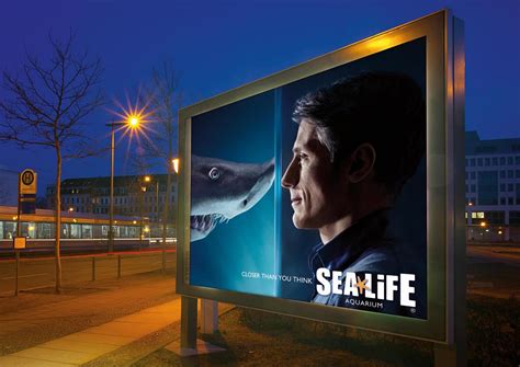 Sea Life Aquarium Outdoor Advert By Leo Burnett: Shark | Ads of the World™