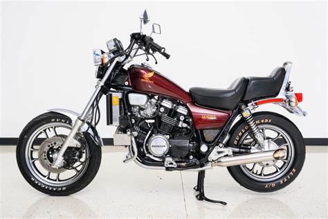 No Reserve: 1984 Honda V42 Magna VF700C | Honda, Japanese motorcycle ...