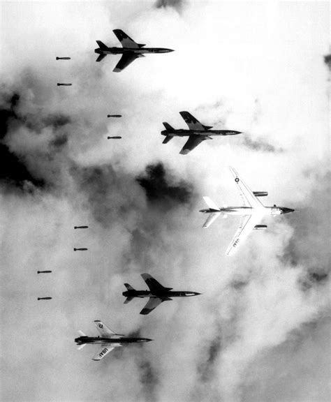 Perang Vietnam: Operation Rolling Thunder on Army Story