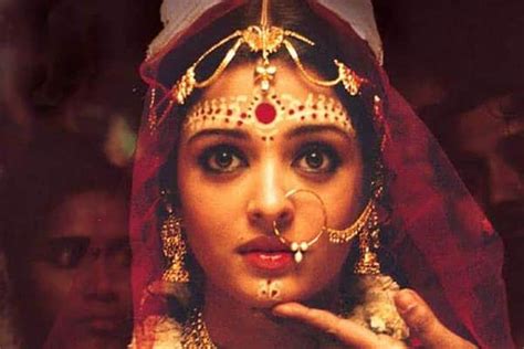 Aishwarya Rai, Priyanka Chopra, Radhika Apte - Who is the most beautiful Bengali bride ...