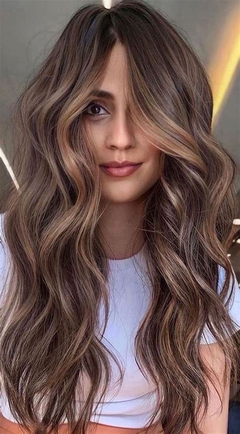 30+ Hair Colour Trends To Try in 2023 : Light Copper Highlights