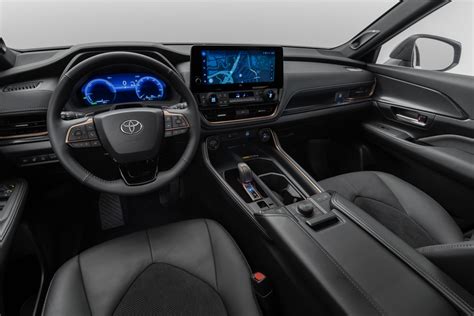 3열까지 넉넉한 2024 토요타 그랜드 하이랜더(Toyota Grand Highlander) 사진 원본입니다