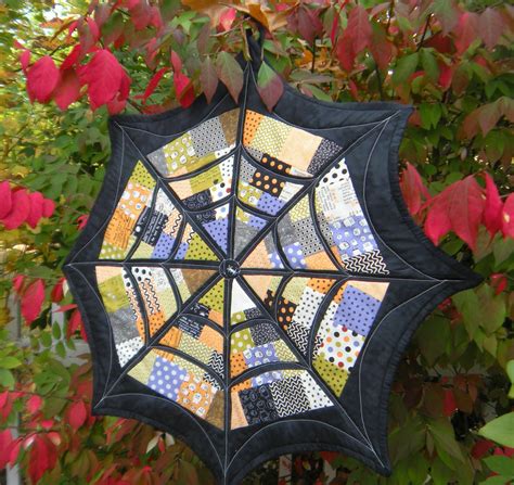 Quilt Inspiration: Free Pattern Day: Halloween