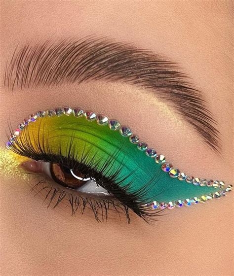 Creative Eye Makeup Art Ideas You Should Try : Ombre green & rhinestones