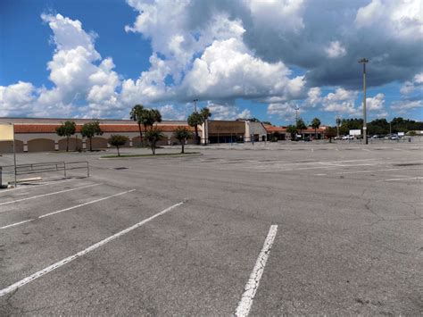 former Walmart; Gainesville, FL | opened 1986; closed/demoli… | Flickr