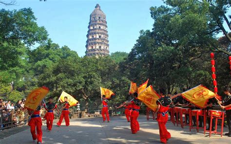 Tiger Hill Suzhou - History, Attractions, Location, Tips