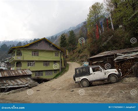 Lachen and Lachung Village ,Sikkim INDIA , 14th APRIL 2013 : a S Editorial Stock Image - Image ...