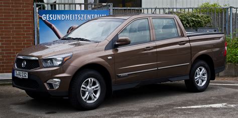 File:SsangYong Actyon Sports D200DTR 4WD Sapphire (Facelift) – Frontansicht, 25. Mai 2013 ...