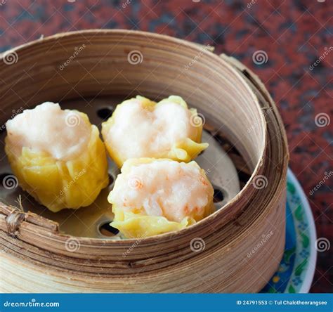 Steamed Shrimp Dumplings Dim Sum Stock Photos - Image: 24791553