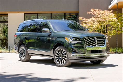 2024 Lincoln Navigator Prices, Reviews, and Pictures | Edmunds