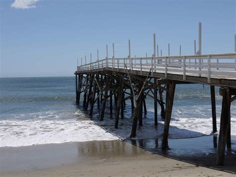 Malibu beach - Los Angeles: Get the Detail of Malibu beach on Times of India Travel