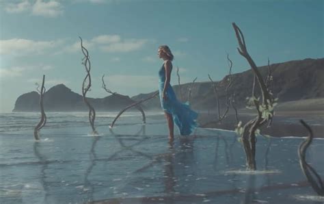 Music Video Breakdown: 'Out of the Woods' by Taylor Swift, taylor swift out of the woods HD ...