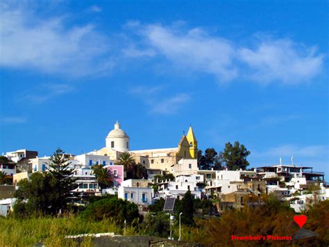 The village of #Stromboli. Stromboli, Dolores Park, Village, Island ...