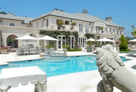 Lisa Vanderpump Has Sold Her Beverly Park Mega Mansion For $19 Million | Homes of the Rich