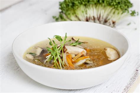 Japanese Mushroom Soup Recipe With Enoki and Shiitake