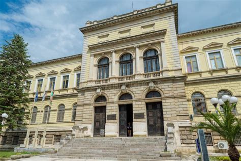 The Varna Archaeological Museum Editorial Image - Image of antique, culture: 119033620