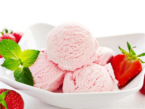 National Strawberry Ice Cream Day 🍓 Recipe - Butter N Thyme