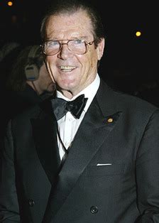 Former 007 Roger Moore working on autobiography -- china.org.cn