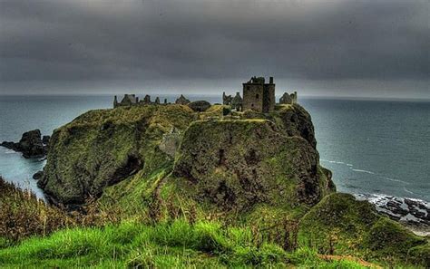 Dunnottar - Castle Ruins | Castle ruins, Castle, Scotland holidays