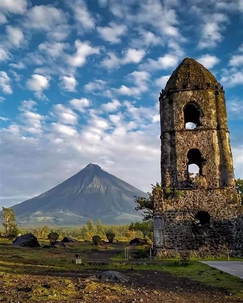 Bicol Traveler - Mayon Volcano, Albay - - - Photo by...