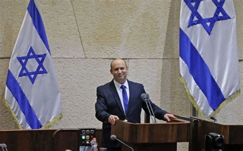 Naftali Bennett Becomes New Israeli Prime Minister as Netanyahu Vows ...